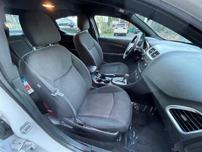 2011 Dodge Avenger Express   - Photo 10 - Portland, OR 97202