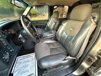 2002 Chevrolet Avalanche 1500 4dr 1500 - Photo 10 - Portland, OR 97202
