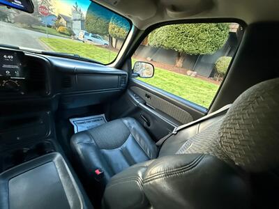 2002 Chevrolet Avalanche 1500 4dr 1500 - Photo 18 - Portland, OR 97202
