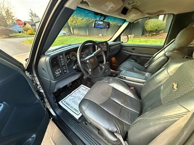 2002 Chevrolet Avalanche 1500 4dr 1500 - Photo 9 - Portland, OR 97202