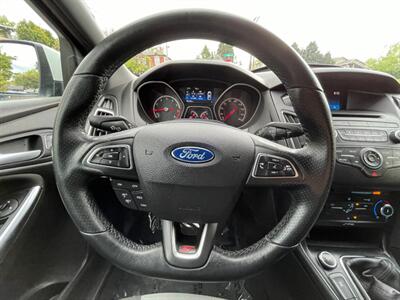 2016 Ford Focus ST   - Photo 17 - Portland, OR 97202