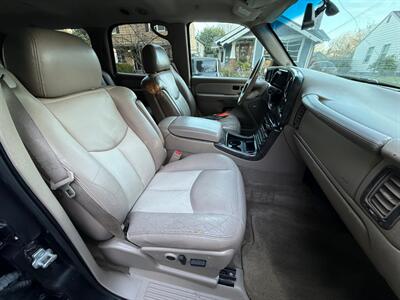 2004 GMC Yukon Denali   - Photo 12 - Portland, OR 97202