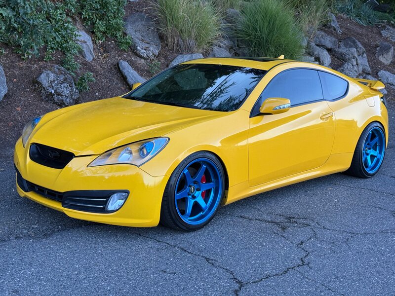 2012 Hyundai Genesis Coupe 3.8 Track  