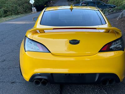 2012 Hyundai Genesis Coupe 3.8 Track - Photo 5 - Portland, OR 97202