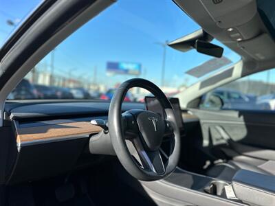 2019 Tesla Model 3 Standard Range Plus   - Photo 10 - Lennox, CA 90304