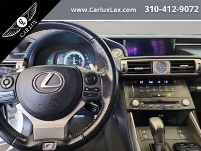 2016 Lexus IS   - Photo 13 - Lennox, CA 90304