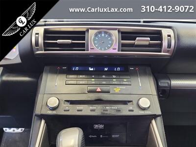 2016 Lexus IS   - Photo 14 - Lennox, CA 90304