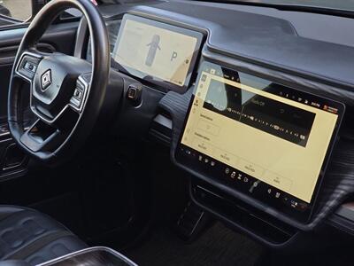 2022 Rivian R1S Launch Edition   - Photo 32 - Lennox, CA 90304