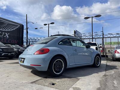 2013 Volkswagen Beetle-Classic 2.5L PZEV   - Photo 6 - Lennox, CA 90304