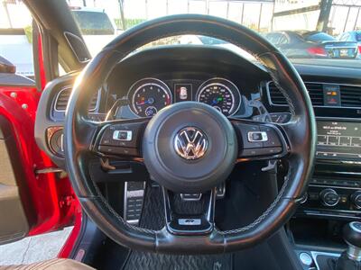 2017 Volkswagen Golf R 4Motion   - Photo 12 - Lennox, CA 90304