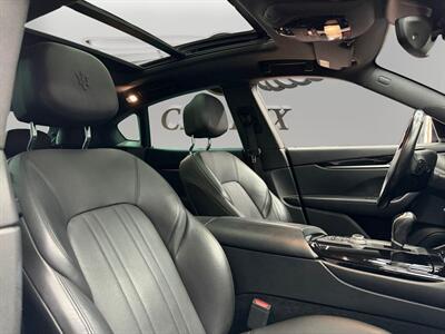 2018 Maserati Levante   - Photo 14 - Lennox, CA 90304