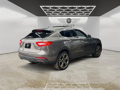 2018 Maserati Levante   - Photo 5 - Lennox, CA 90304