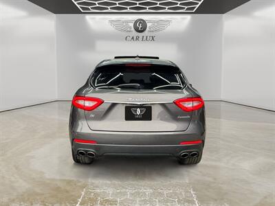 2018 Maserati Levante   - Photo 4 - Lennox, CA 90304