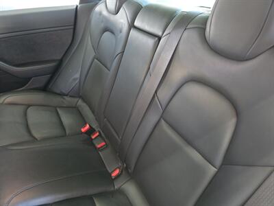 2021 Tesla Model 3 Long Range   - Photo 21 - Lennox, CA 90304