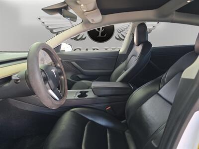 2021 Tesla Model 3 Long Range   - Photo 9 - Lennox, CA 90304