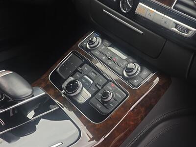2018 Audi A8 L L 4.0T Sport quattro   - Photo 18 - Lennox, CA 90304