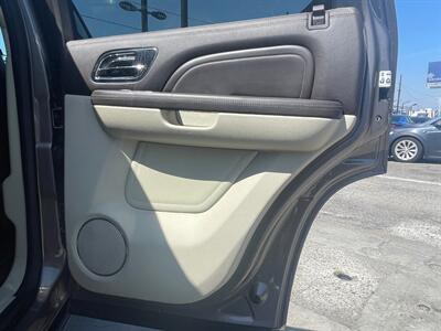 2014 Cadillac Escalade Platinum   - Photo 9 - Lennox, CA 90304