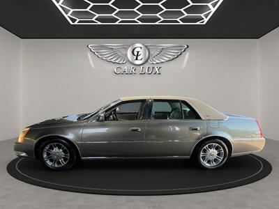 2011 Cadillac DTS Luxury Sedan