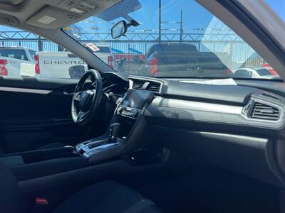 2018 Honda Civic EX   - Photo 24 - Lennox, CA 90304