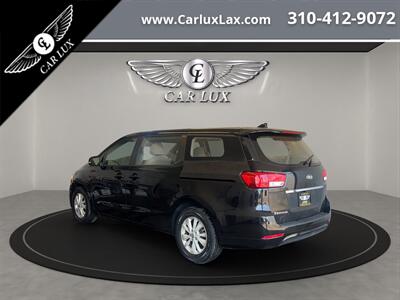 2016 Kia Sedona L   - Photo 5 - Lennox, CA 90304