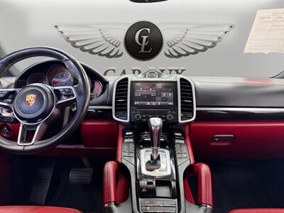 2018 Porsche Cayenne Platinum Edition   - Photo 11 - Lennox, CA 90304