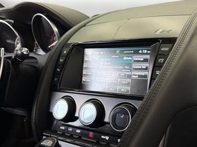 2017 Jaguar F-TYPE R   - Photo 11 - Lennox, CA 90304
