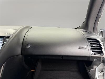 2017 Jaguar F-TYPE R   - Photo 16 - Lennox, CA 90304