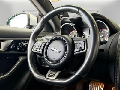 2017 Jaguar F-TYPE R   - Photo 12 - Lennox, CA 90304