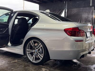 2014 BMW M5   - Photo 19 - Lennox, CA 90304