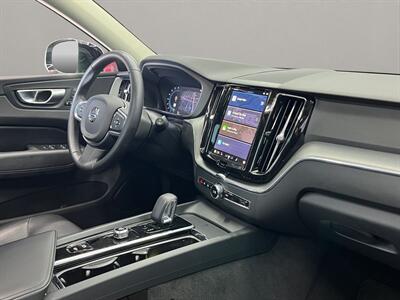 2024 Volvo XC60 B5 Core   - Photo 18 - Lennox, CA 90304