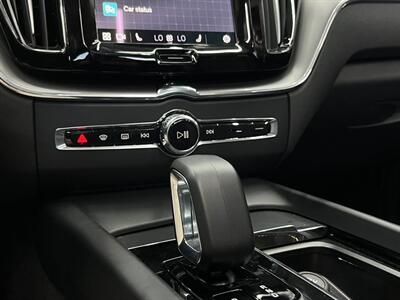 2024 Volvo XC60 B5 Core   - Photo 23 - Lennox, CA 90304