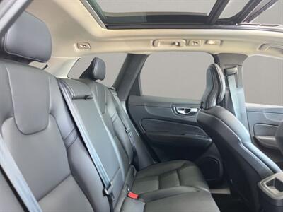 2024 Volvo XC60 B5 Core   - Photo 17 - Lennox, CA 90304