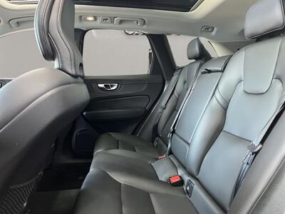 2024 Volvo XC60 B5 Core   - Photo 12 - Lennox, CA 90304