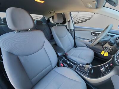 2016 Hyundai ELANTRA SE - Photo 11 - Lennox, CA 90304