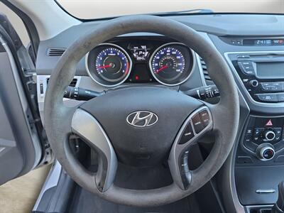 2016 Hyundai ELANTRA SE - Photo 12 - Lennox, CA 90304