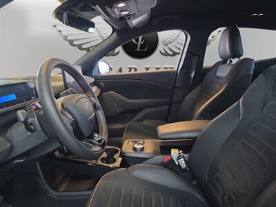2021 Ford Mustang Mach-E GT - Photo 9 - Lennox, CA 90304