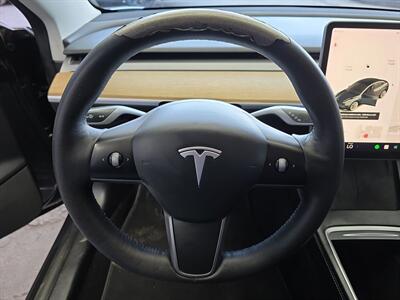 2021 Tesla Model 3 Long Range   - Photo 20 - Lennox, CA 90304