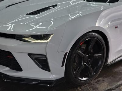 2018 Chevrolet Camaro SS 2SS - Photo 18 - Lennox, CA 90304