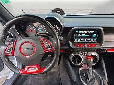 2018 Chevrolet Camaro SS 2SS - Photo 13 - Lennox, CA 90304