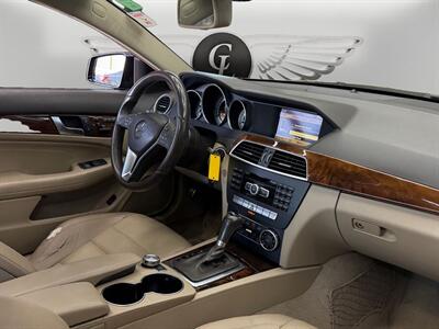 2012 Mercedes-Benz C 350 Sport   - Photo 18 - Lennox, CA 90304