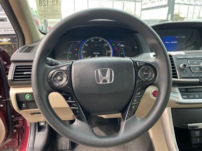 2014 Honda Accord Hybrid   - Photo 11 - Lennox, CA 90304