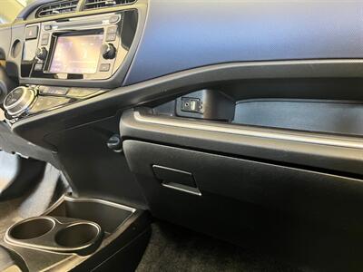 2016 Toyota Prius c Two   - Photo 20 - Lennox, CA 90304