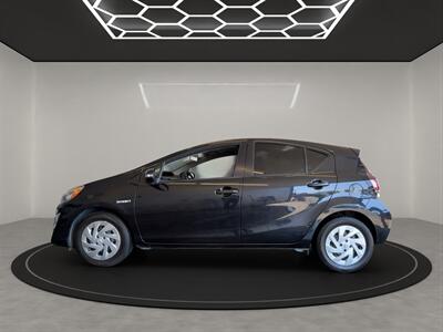 2016 Toyota Prius c Two   - Photo 4 - Lennox, CA 90304