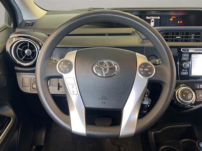 2016 Toyota Prius c Two   - Photo 10 - Lennox, CA 90304