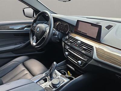 2019 BMW 530i   - Photo 13 - Lennox, CA 90304
