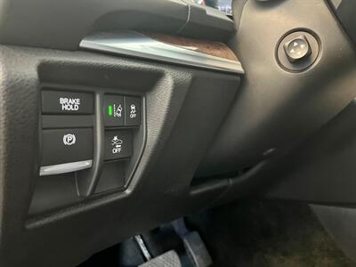 2017 Acura MDX w/Tech   - Photo 21 - Lennox, CA 90304