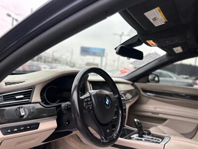 2015 BMW 750Li   - Photo 10 - Lennox, CA 90304