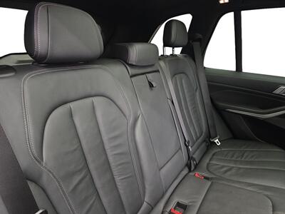 2020 BMW X5 xDrive40i  M SPORT - Photo 14 - Lennox, CA 90304