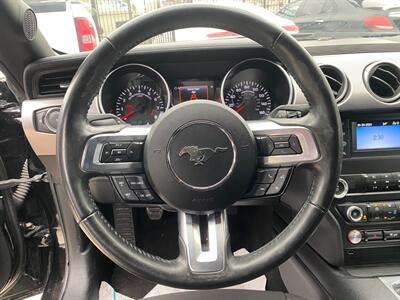 2020 Ford Mustang GT   - Photo 12 - Lennox, CA 90304