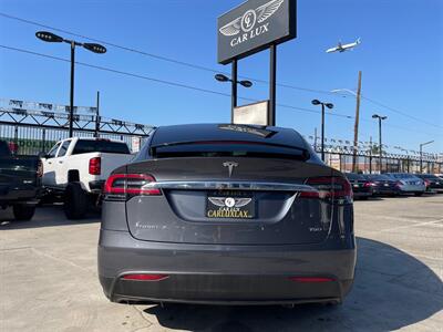 2018 Tesla Model X 75D   - Photo 5 - Lennox, CA 90304
